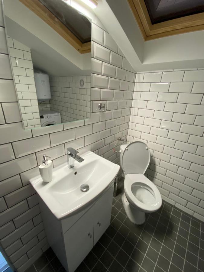 Apartament La Sika Orşova Екстериор снимка